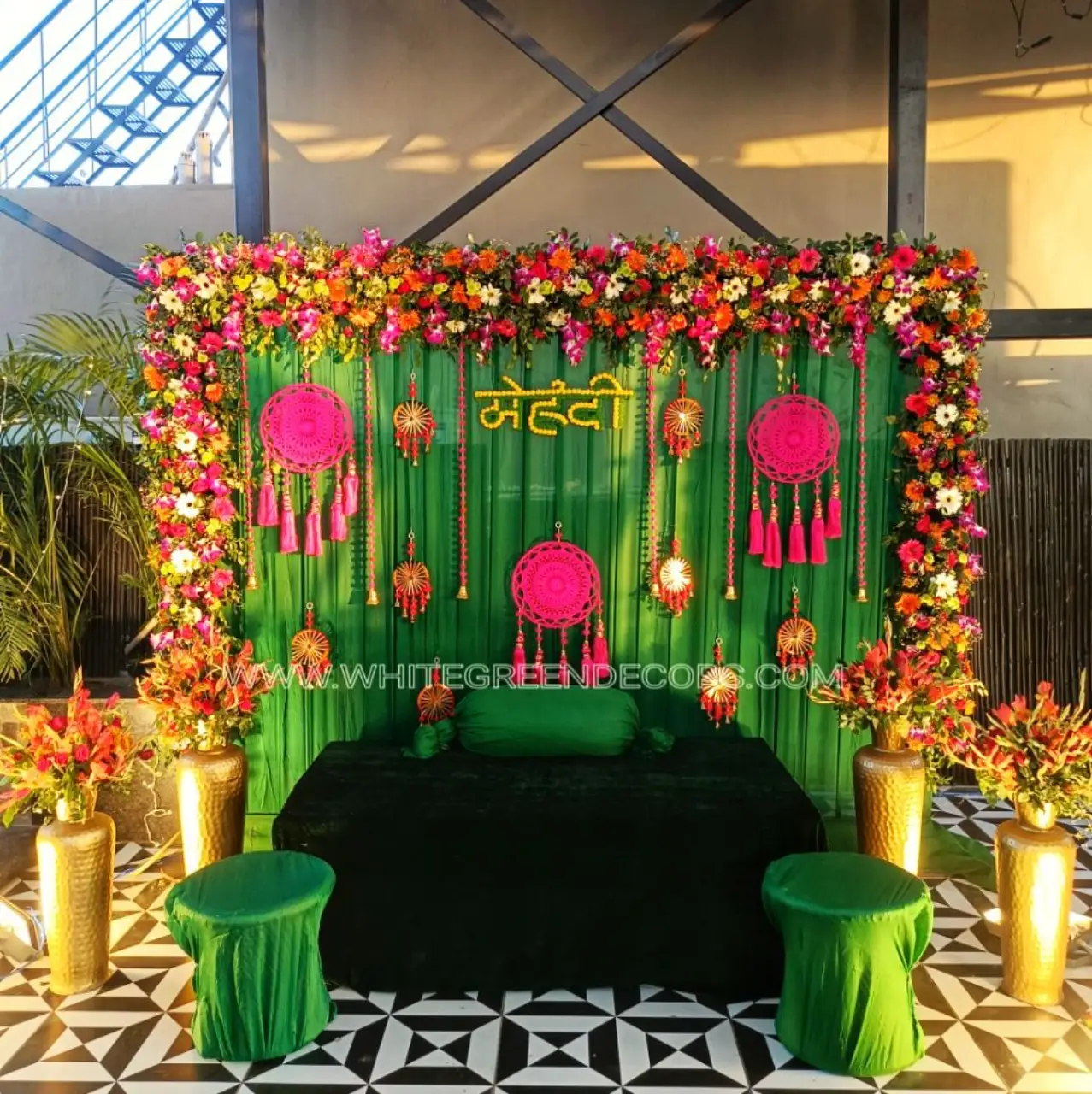 Luxury Real Flower Mehndi Setup